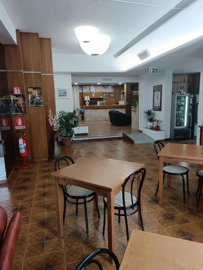 Hotel Alba Serravalle Serravalle Pistoiese Экстерьер фото